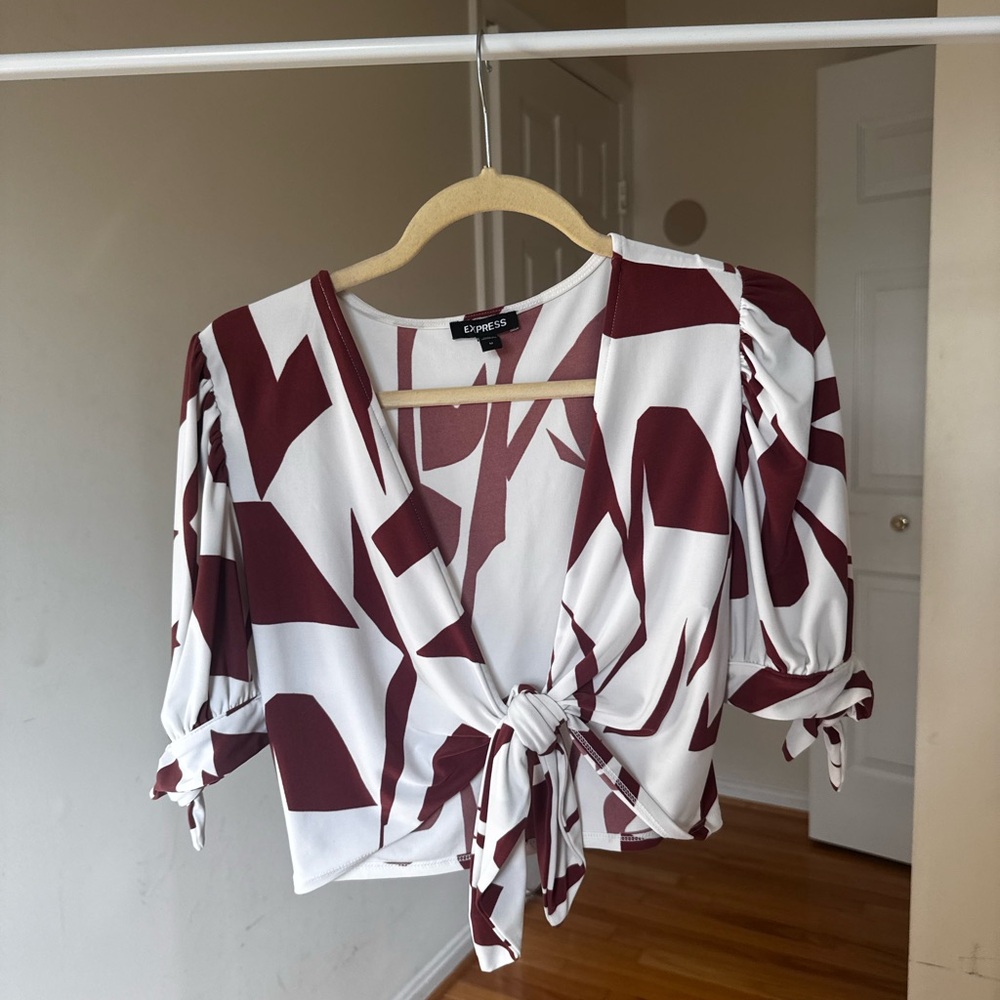 Express White and brown crop Blouse